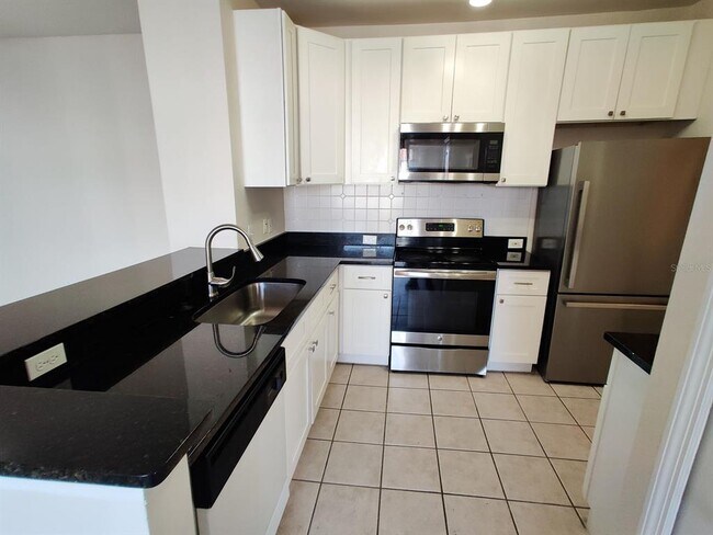 Building Photo - 2651 Maitland Crossing Way