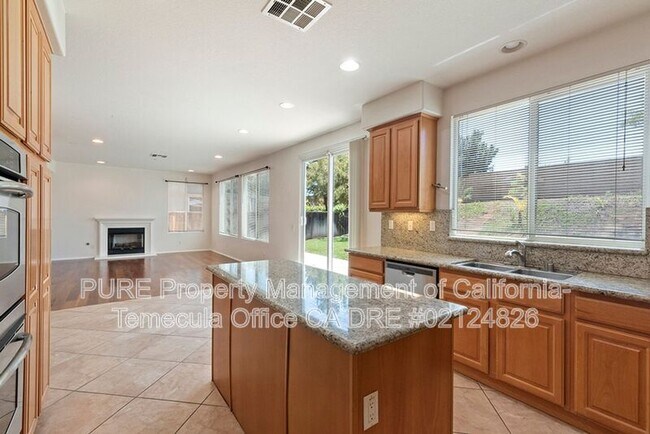 Building Photo - 29723 Andromeda St
