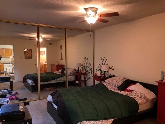 Building Photo - 3115 Helms St