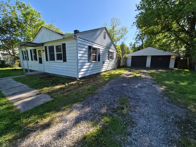 Building Photo - 3221 N Priscilla Ct