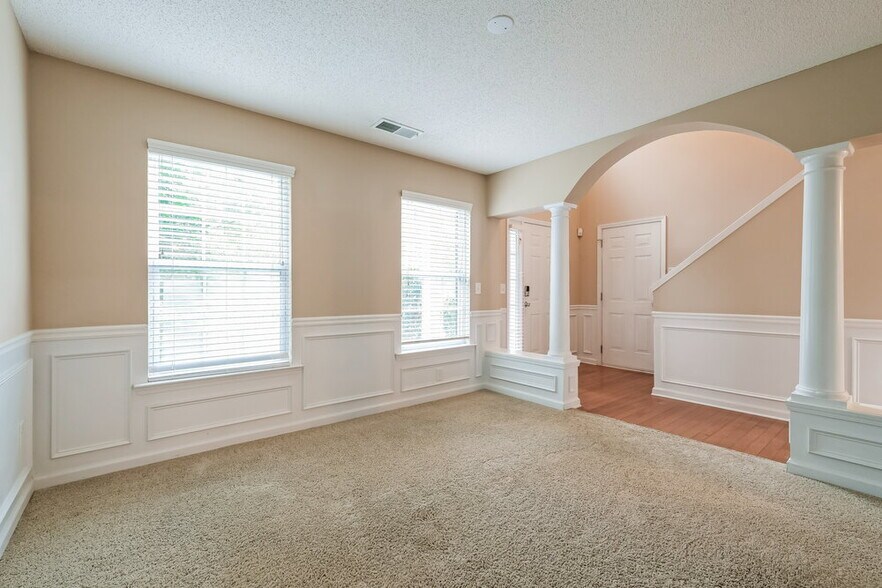 Building Photo - 2295 Clonts Ct