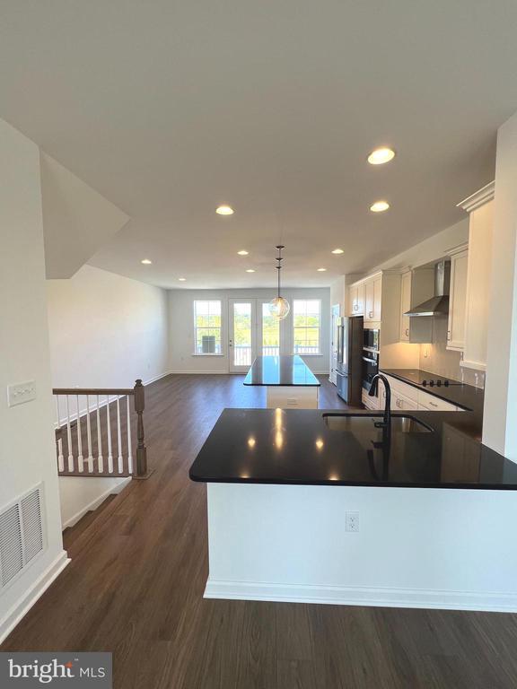 Building Photo - 3141 Eton Pl