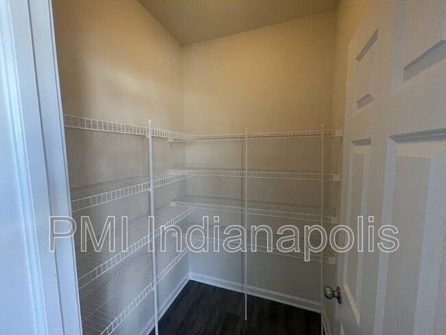 Building Photo - 2948 W New York St