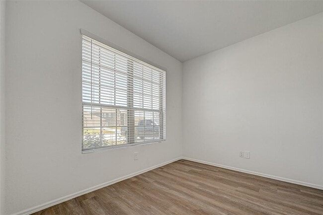 Building Photo - 22084 Juniper Crossing Dr