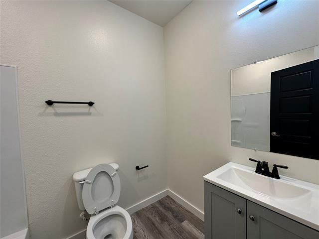 Building Photo - 4934 Echo Ave