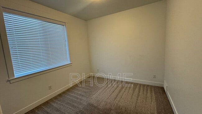 Building Photo - 386 Willow Leaf Rd