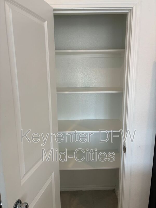 Building Photo - 2840 Eppright Dr