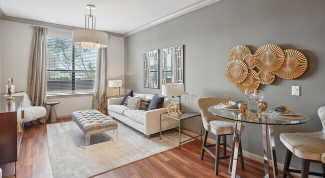 Building Photo - Big Layout Energy