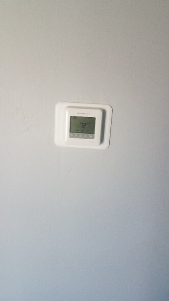 Building Photo - 8892 Jody Ln