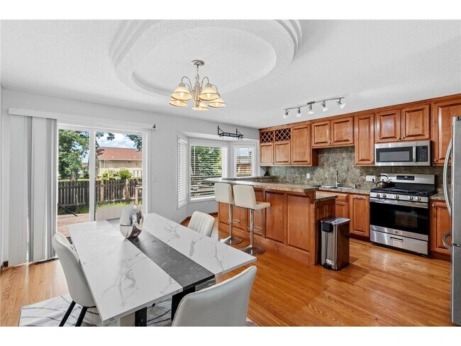 Building Photo - 9887 Ilex St NW