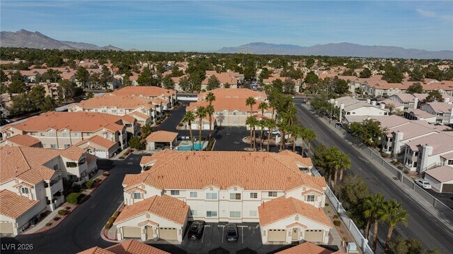 Building Photo - 3327 Erva St