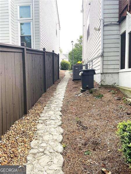 Building Photo - 2532 Alvecot Cir SE