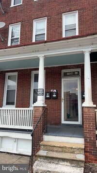 Building Photo - 102 W Main St