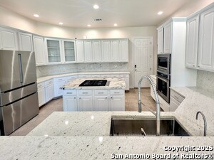 Building Photo - 22223 Roan Forest