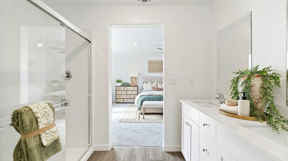 Master Room - 8716 Hamblen Ct