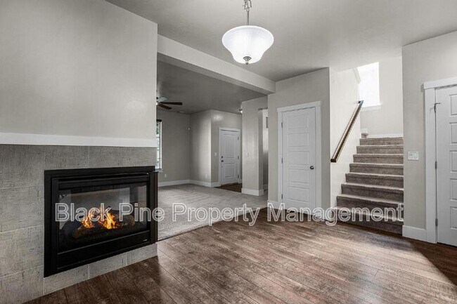 Building Photo - 1764 W Heavy Timber Dr