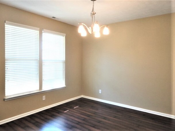 Building Photo - 5780 W Port Dr