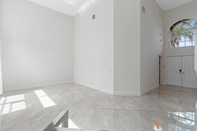 Building Photo - 23330 Torre Cir