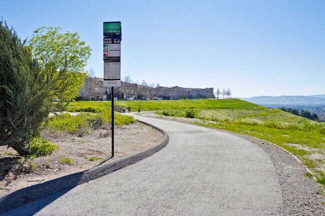 Building Photo - Modern Communication Hill Townhome | Panoramic Mountain Views