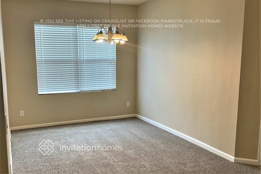 Building Photo - 4373 Collinwood Dr