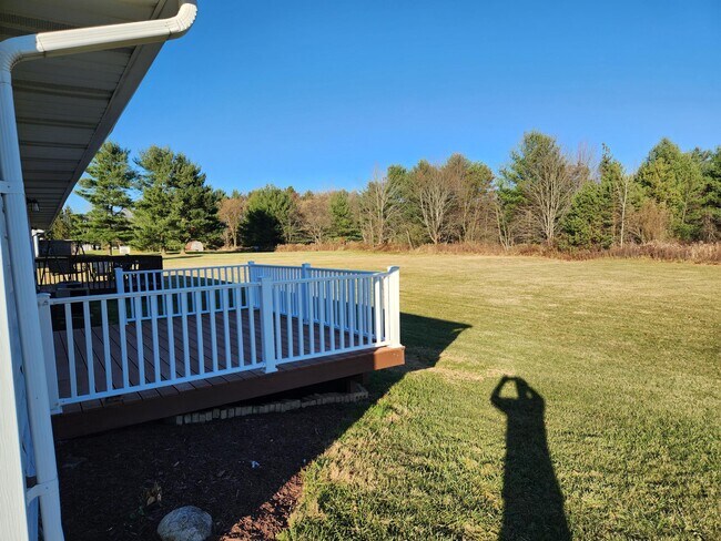 Building Photo - 269 Rudy Rd