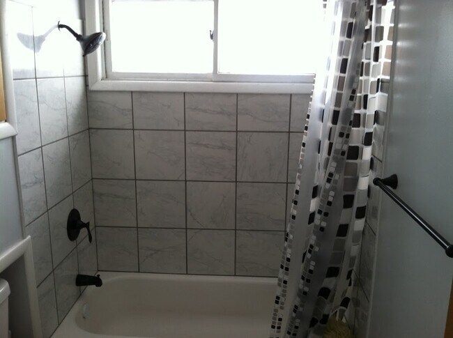 Building Photo - 3119 Lusk Pl