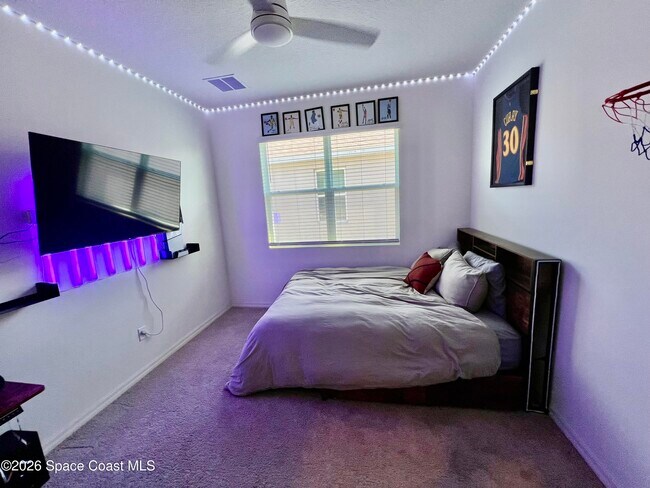 Building Photo - 1525 Criswell Ln SE