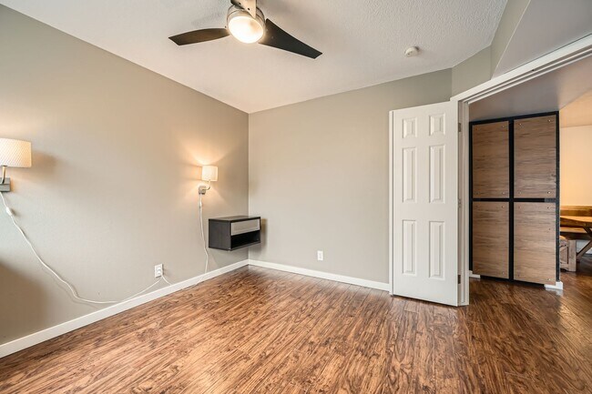 Building Photo - Main level Two Bedroom in Cheyenne Mountai...
