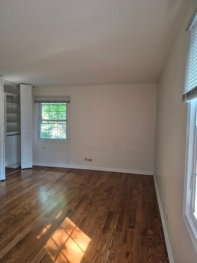 Building Photo - 1171 Twisted Oak Ln