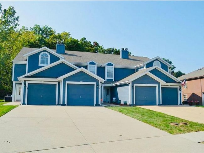 Building Photo - 5520 NW Moonlight Meadow Dr