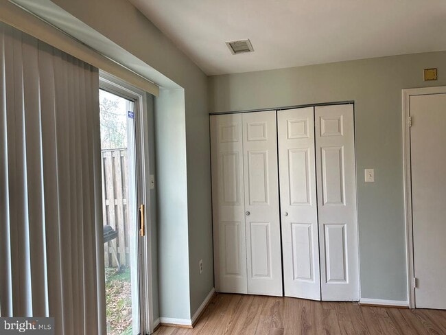 Building Photo - 14781 London Ln