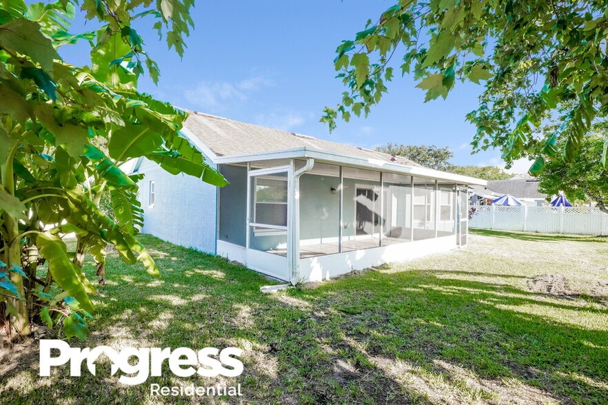 Building Photo - 2877 Middleton Cir