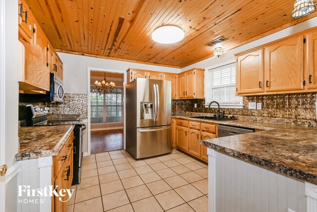 Building Photo - 232 Bradford Ridge Cove