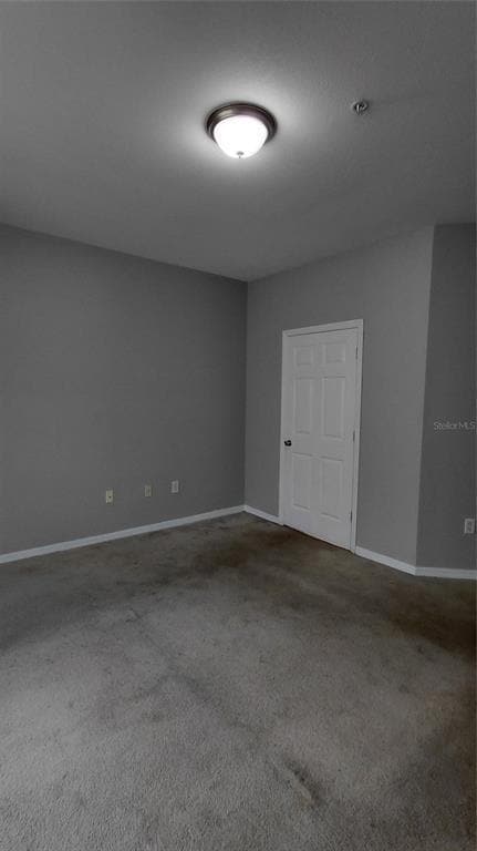 Building Photo - 2000 Erving Cir