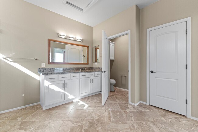 Building Photo - 12911 W Rincon Dr