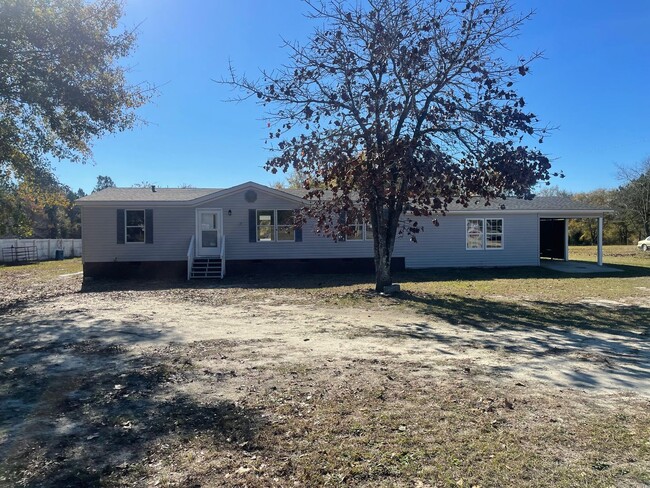 Building Photo - 4 BED, 2 BATH LOCATED IN JACKSON SPRINGS