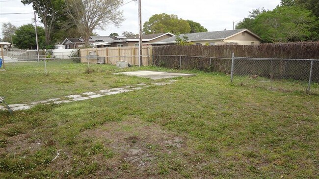 Building Photo - 5342 22nd Ave N