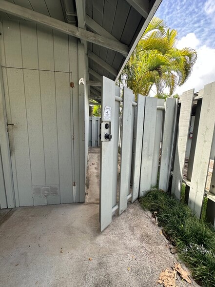 Building Photo - 1050 Kainui Dr