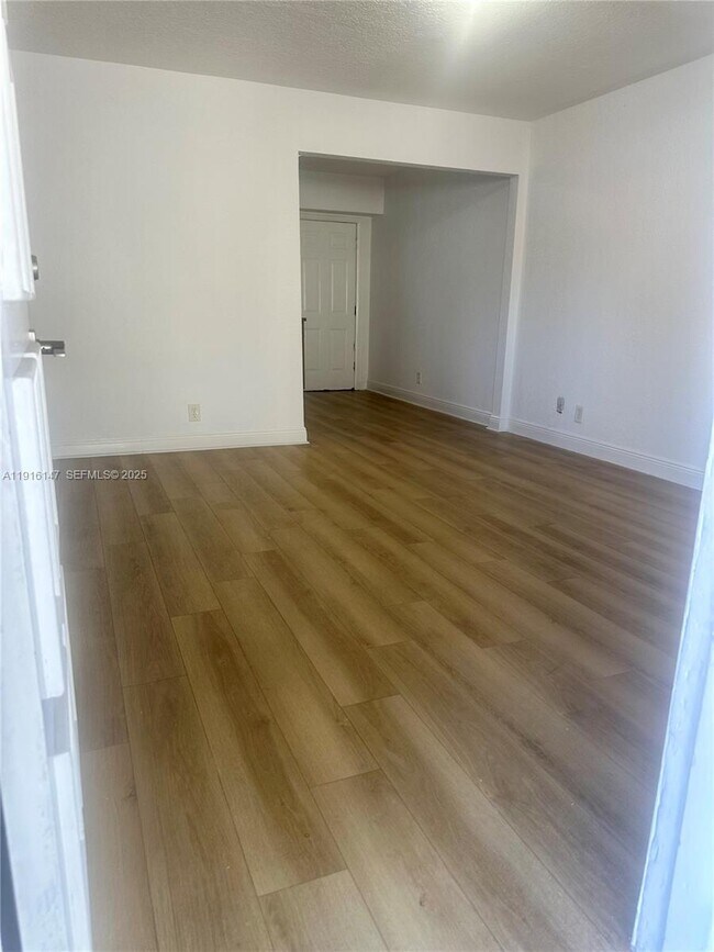 Building Photo - 1801 SW 25th Ave