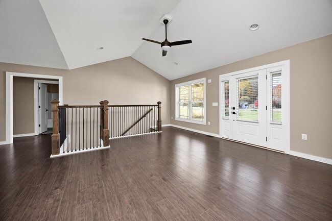 Building Photo - 369 Meadowview Dr