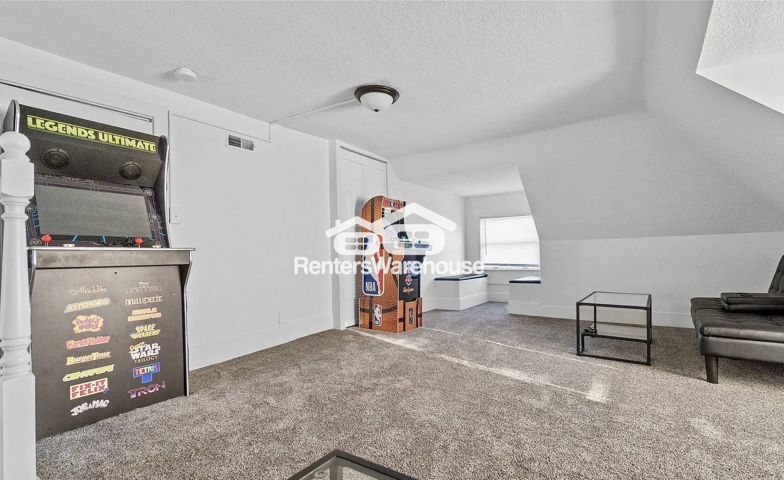 Building Photo - 544 36th St