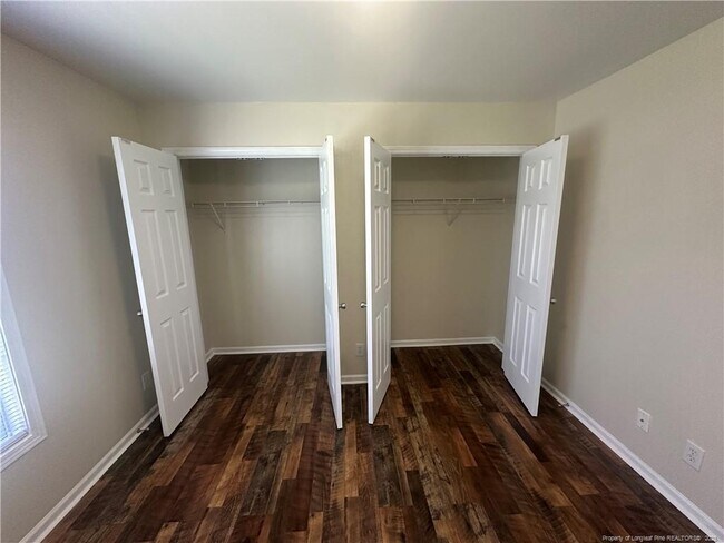 Building Photo - 5724 Crepe Myrtle Dr