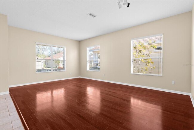 Building Photo - 4830 Sky Blue Dr