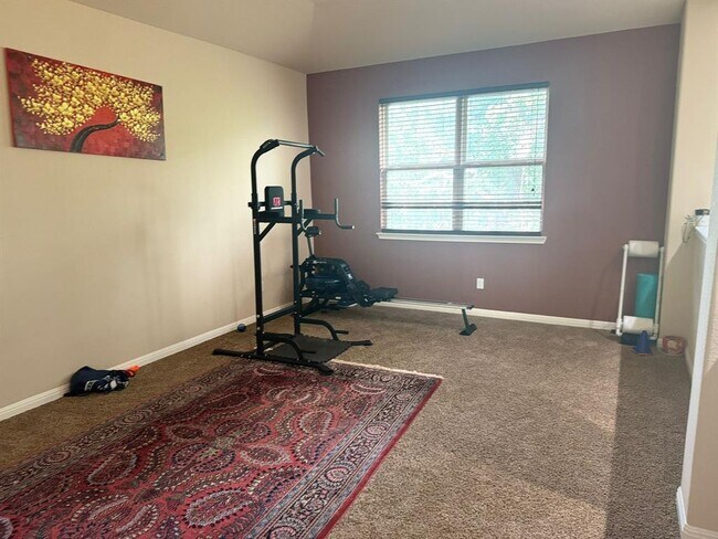 Building Photo - 615 Seminole Canyon Dr
