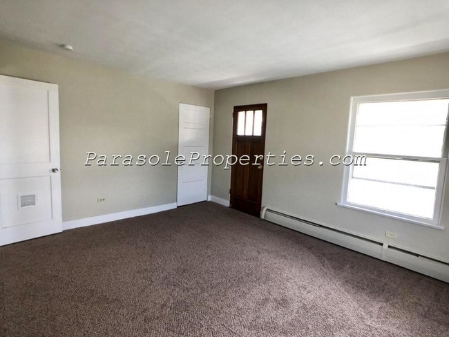 Building Photo - 49 James St