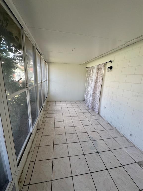 Building Photo - 30 Lago Mesa Way