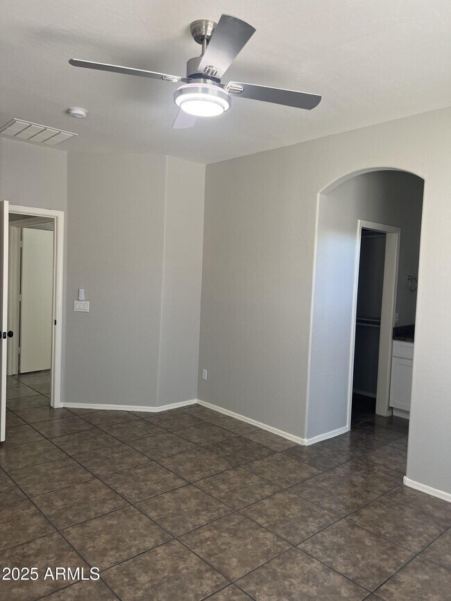Building Photo - 12922 W Corrine Dr