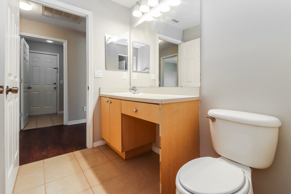 Building Photo - 11921 Autumn Creek Dr