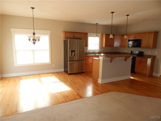 Primary Photo - 8176 Whitman Way