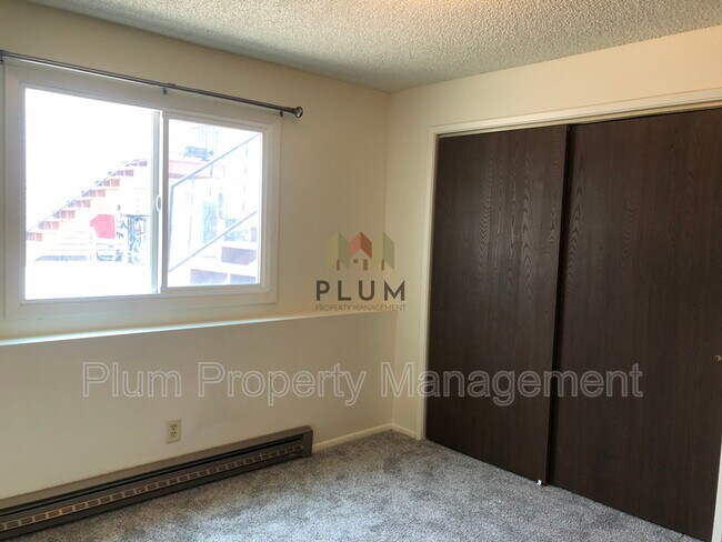 Building Photo - 1824 Phillips St